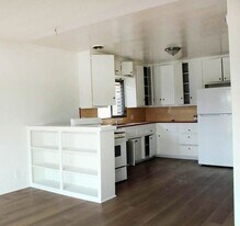 1331 E 7th St in Long Beach, CA - Building Photo