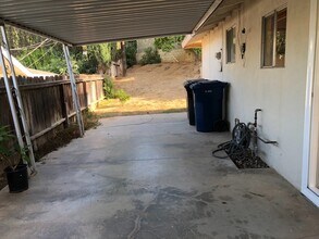 24663 Barton Rd in Loma Linda, CA - Building Photo - Building Photo