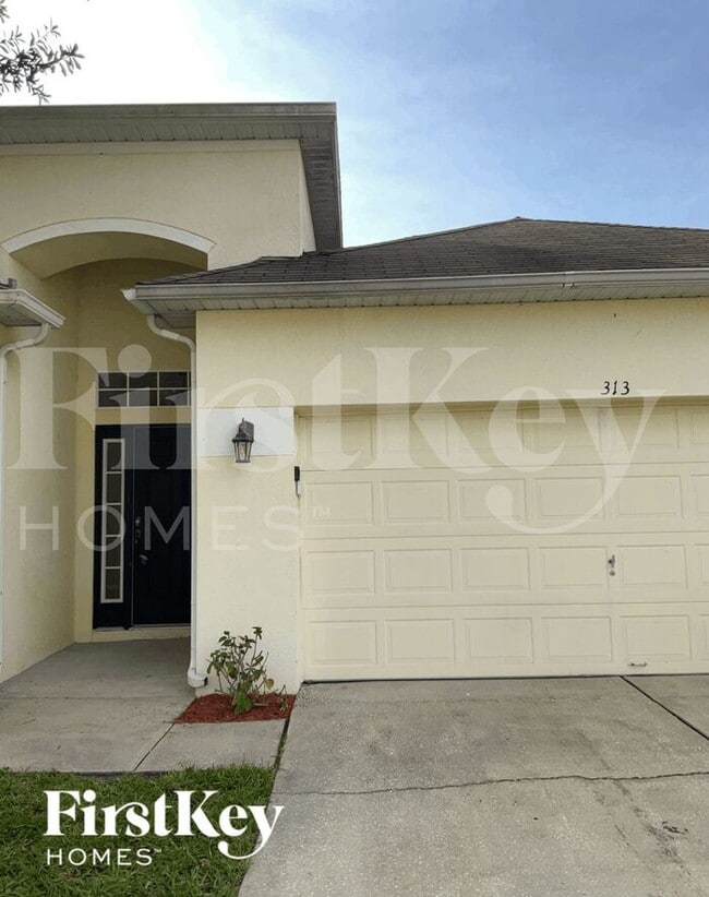 property at 313 Casa Marina Pl
