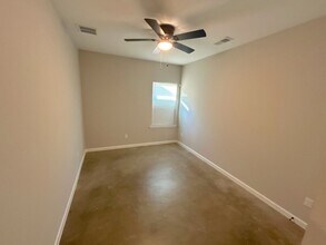 671 Pearce St in Memphis, TN - Building Photo - Building Photo