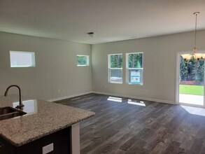 201 Joneshaven Dr in Fuquay Varina, NC - Building Photo - Building Photo