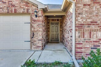 201 Cattlemans Crk Rd in Newark, TX - Building Photo - Building Photo