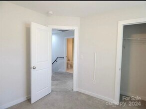 5637 2nd St in Charlotte, NC - Building Photo - Building Photo