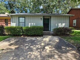 1837 Meriadoc Rd in Tallahassee, FL - Building Photo