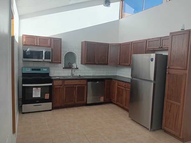 98 NM-369 in Espanola, NM - Building Photo - Building Photo