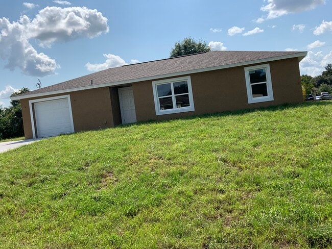 property at 2054 Detroit Dr