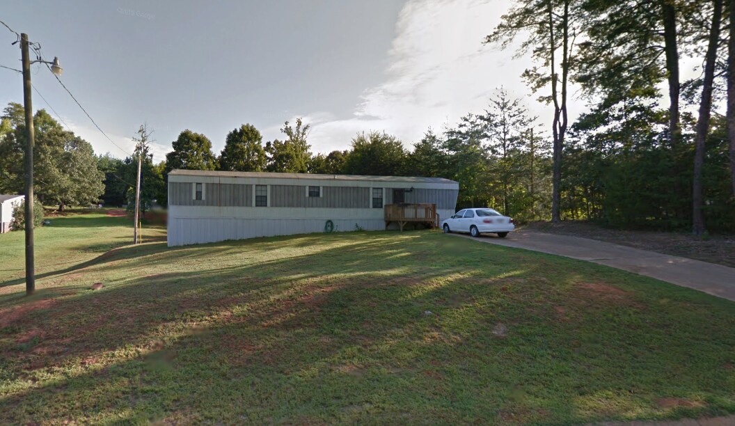 214 Jenny Ln in Easley, SC - Building Photo