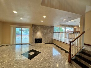 2576 Somerset Dr in Belmont, CA - Building Photo - Building Photo