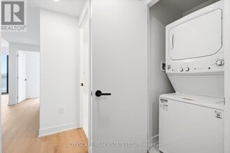 758 Dovercourt Rd in Toronto, ON - Building Photo - Building Photo