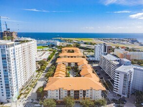 200 4th Ave S in St. Petersburg, FL - Building Photo - Building Photo
