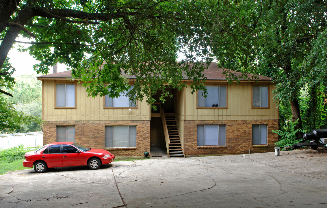 2220 Claremont Ln in Tallahassee, FL - Building Photo