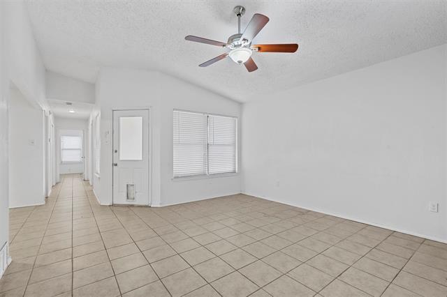 2737 Countryside Ln in Fort Worth, TX - Building Photo - Building Photo