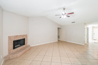 1234 Summerfield Ct in Orange Park, FL - Building Photo - Building Photo