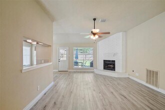 2911 Parkwood Manor Dr in Humble, TX - Building Photo - Building Photo