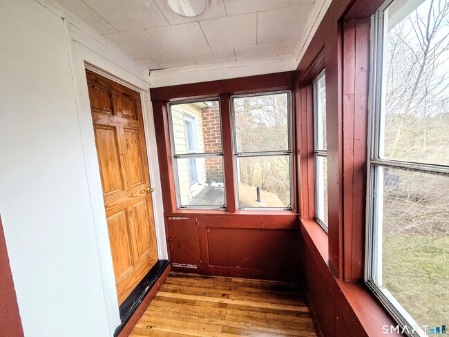 387 Putnam Pike in Killingly, CT - Building Photo - Building Photo