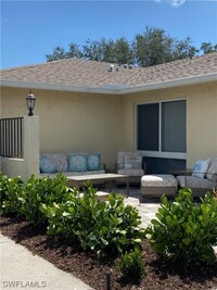 51 Glades Blvd in Naples, FL - Building Photo - Building Photo