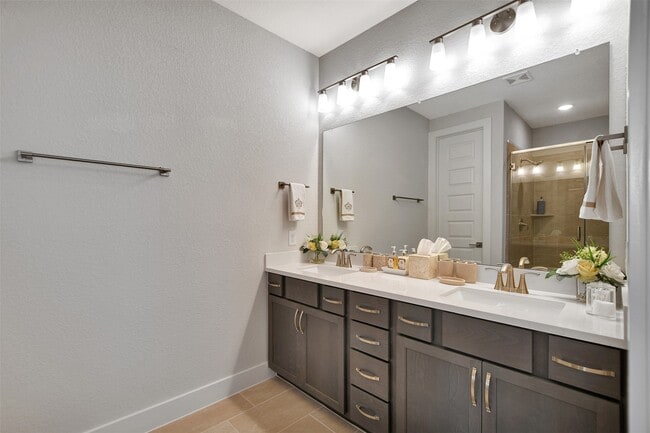 119A E 43rd St in Houston, TX - Building Photo - Building Photo