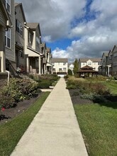 1242 Evergreen Ave in Des Plaines, IL - Building Photo - Building Photo