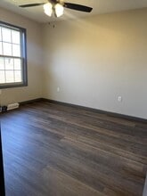 1301 Deerlake Rd in Monett, MO - Building Photo - Building Photo