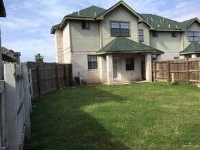 22 Charleston Dr in Pharr, TX - Building Photo - Building Photo