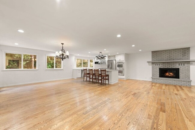 5204 136th St SW in Edmonds, WA - Building Photo - Building Photo