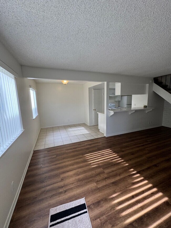 2631 Spinnaker Ave in Port Hueneme, CA - Building Photo - Building Photo