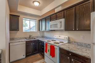 Sunset Ridge in Kennewick, WA - Building Photo