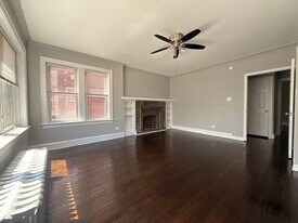 8000 S Champlain Ave, Unit 2 in Chicago, IL - Building Photo