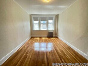 1820 Commonwealth Ave in Boston, MA - Building Photo - Building Photo