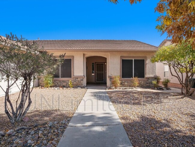 99 S Sagebrush Way in Cottonwood, AZ - Building Photo - Building Photo