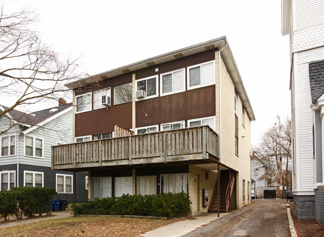 Arbor House Condos