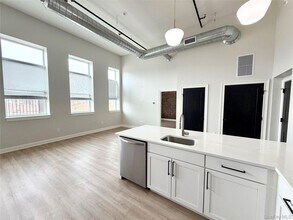 17 Anya Ct in Poughkeepsie, NY - Building Photo - Building Photo