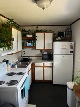 80 Riverside Dr in Canton, NY - Foto de edificio - Building Photo