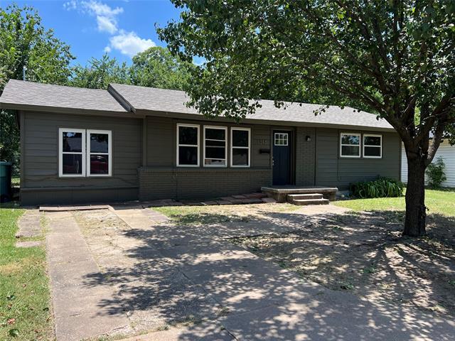 property at 1515 N Binkley St