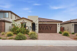 18180 W Larkspur Dr in Goodyear, AZ - Building Photo