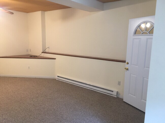 64 Knollwood Dr, Unit 64 Knollwood Drive