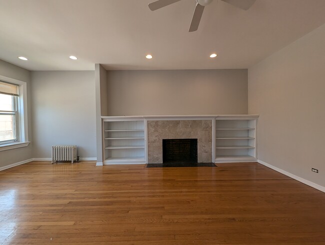 1940 W Lawrence Ave in Chicago, IL - Foto de edificio - Building Photo