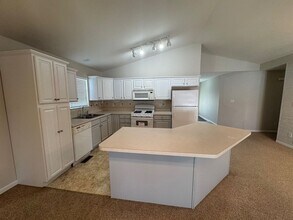 66 Wyer St in Weyers Cave, VA - Building Photo - Building Photo