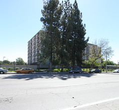 Casa Panorama in Panorama City, CA - Building Photo - Building Photo