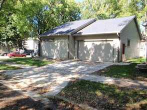 1822 S Walts Ave in Sioux Falls, SD - Building Photo - Building Photo