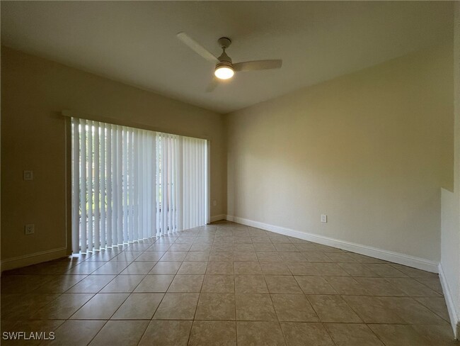 6461 Aragon Way in Ft. Myers, FL - Building Photo - Building Photo