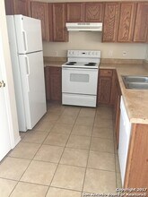 10003 Vasso View in Converse, TX - Building Photo - Building Photo