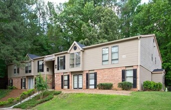 2909 Campbellton Rd SW, Unit 5A in Atlanta, GA - Foto de edificio - Building Photo