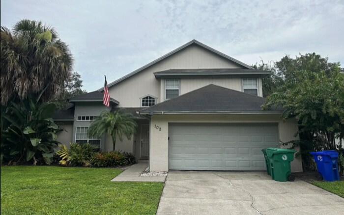 102 W Frederick Ave in Lake Mary, FL - Building Photo