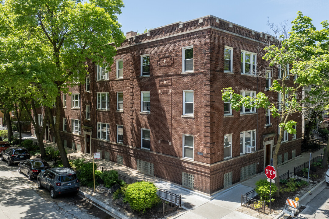 2546 N Seminary AVE in Chicago, IL - Building Photo