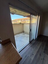 615 Fredricks Ave, Unit 137 in Oceanside, CA - Building Photo - Building Photo