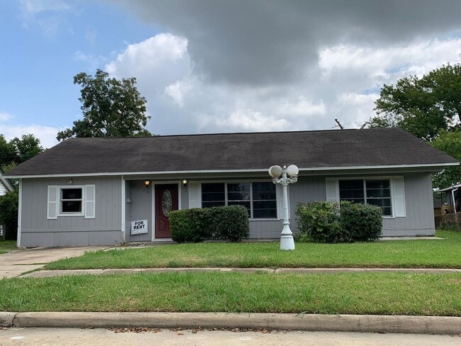property at 2000 Washington St