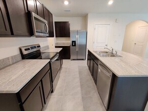 32614 Canyonlands Dr in Wesley Chapel, FL - Building Photo - Building Photo