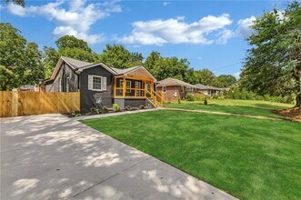 388 Sargent Dr SE in Atlanta, GA - Building Photo - Building Photo