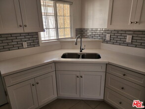 3401 W 82nd St in Inglewood, CA - Building Photo - Building Photo